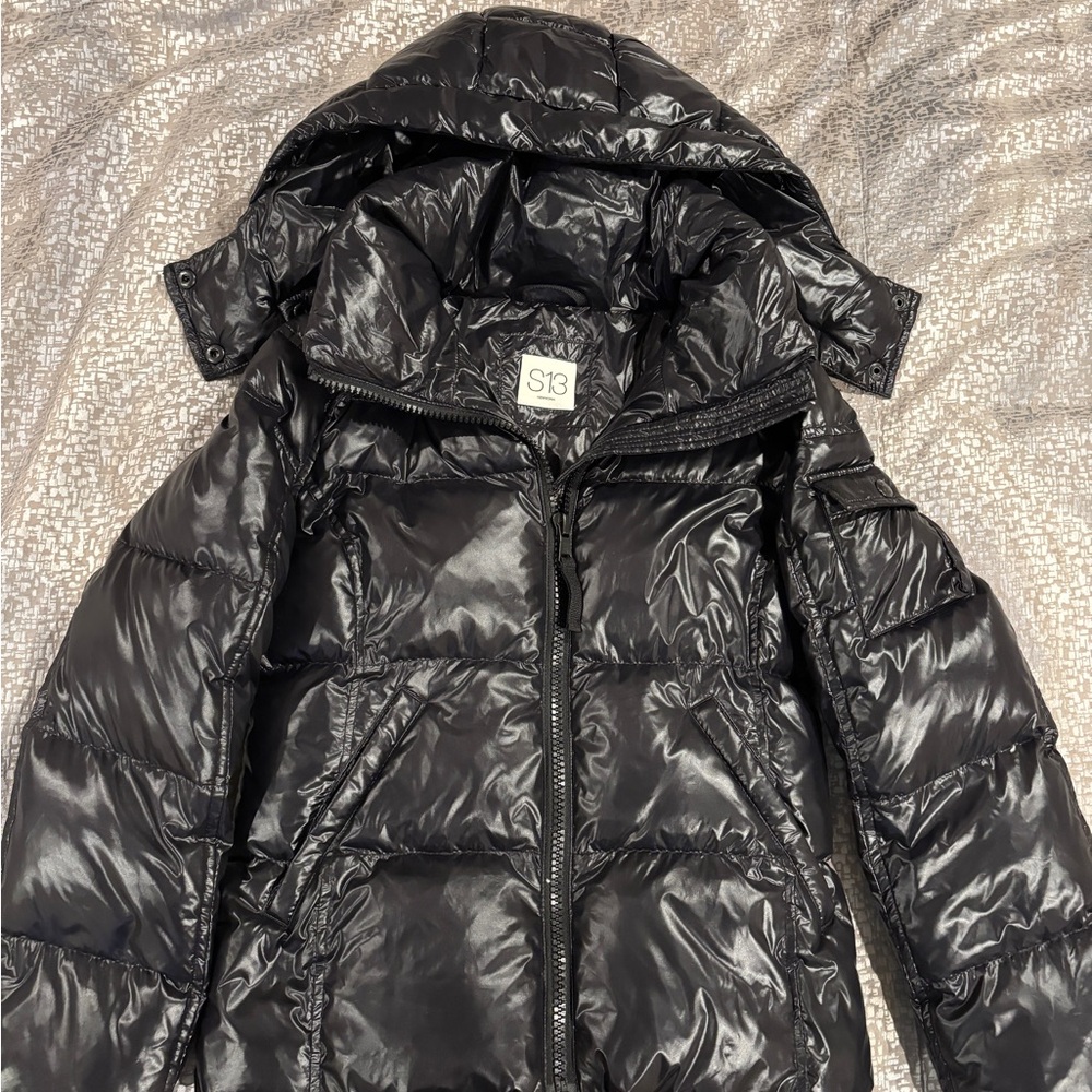 Stylish Black Puffer Jacket for Kids